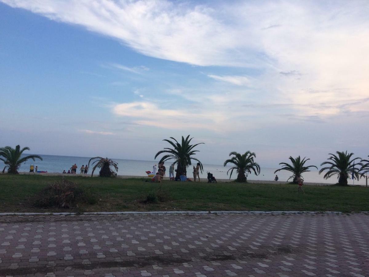 See To Sea Apartments Paralia Dionisiou Extérieur photo