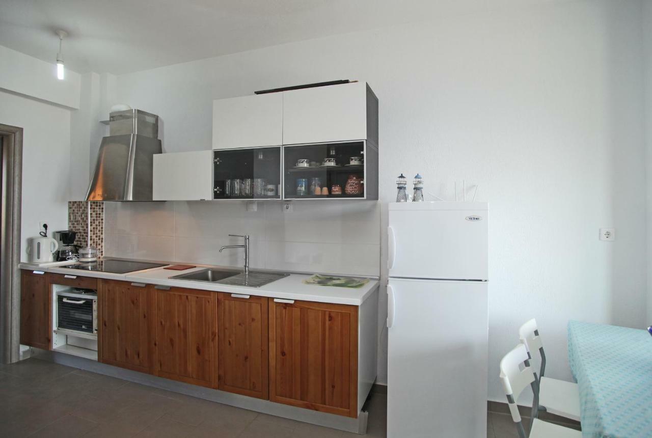 See To Sea Apartments Paralia Dionisiou Extérieur photo