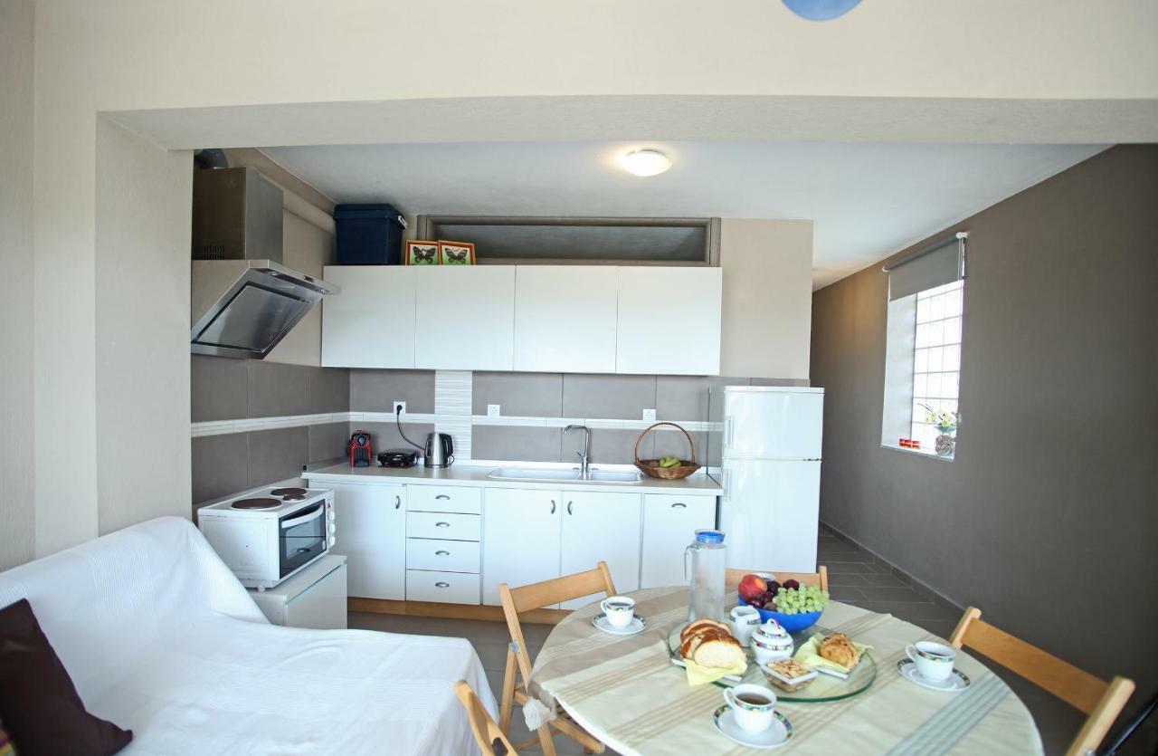 See To Sea Apartments Paralia Dionisiou Extérieur photo