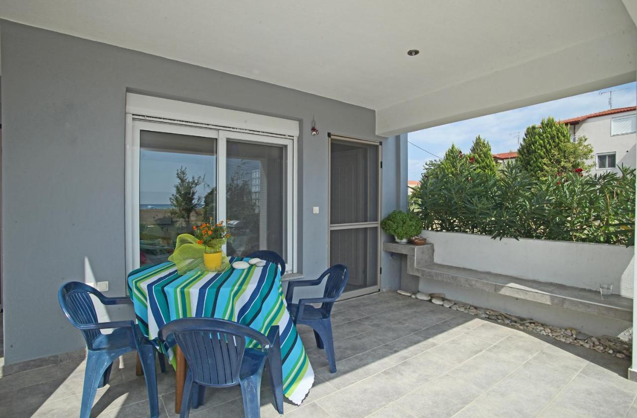 See To Sea Apartments Paralia Dionisiou Extérieur photo